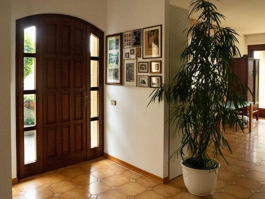 La Tua Villa Sul Lago - Casa Kollegger Luino Luaran gambar