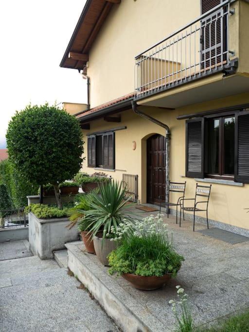 La Tua Villa Sul Lago - Casa Kollegger Luino Luaran gambar