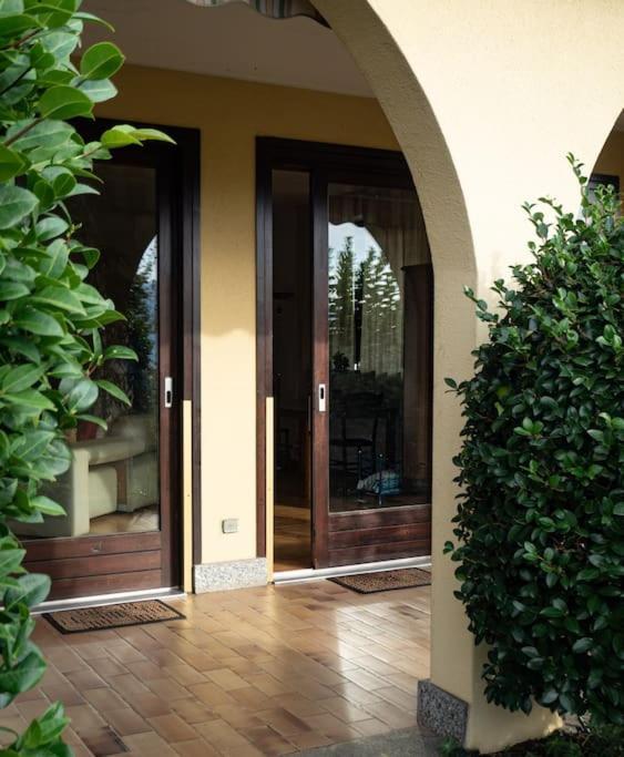 La Tua Villa Sul Lago - Casa Kollegger Luino Luaran gambar