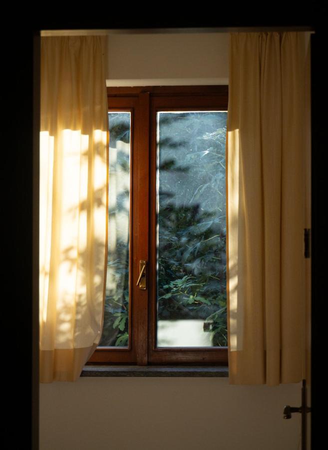 La Tua Villa Sul Lago - Casa Kollegger Luino Luaran gambar