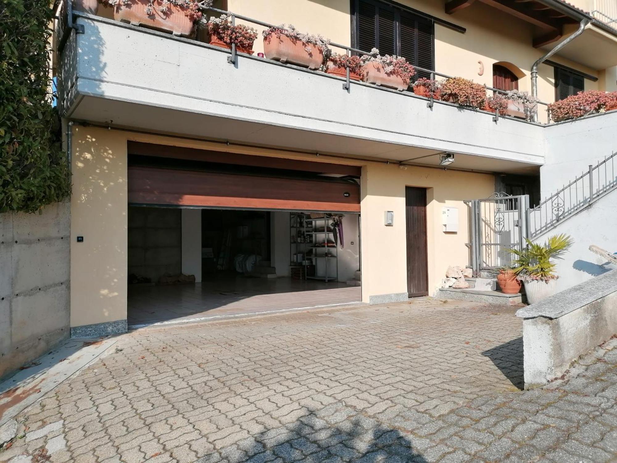 La Tua Villa Sul Lago - Casa Kollegger Luino Luaran gambar