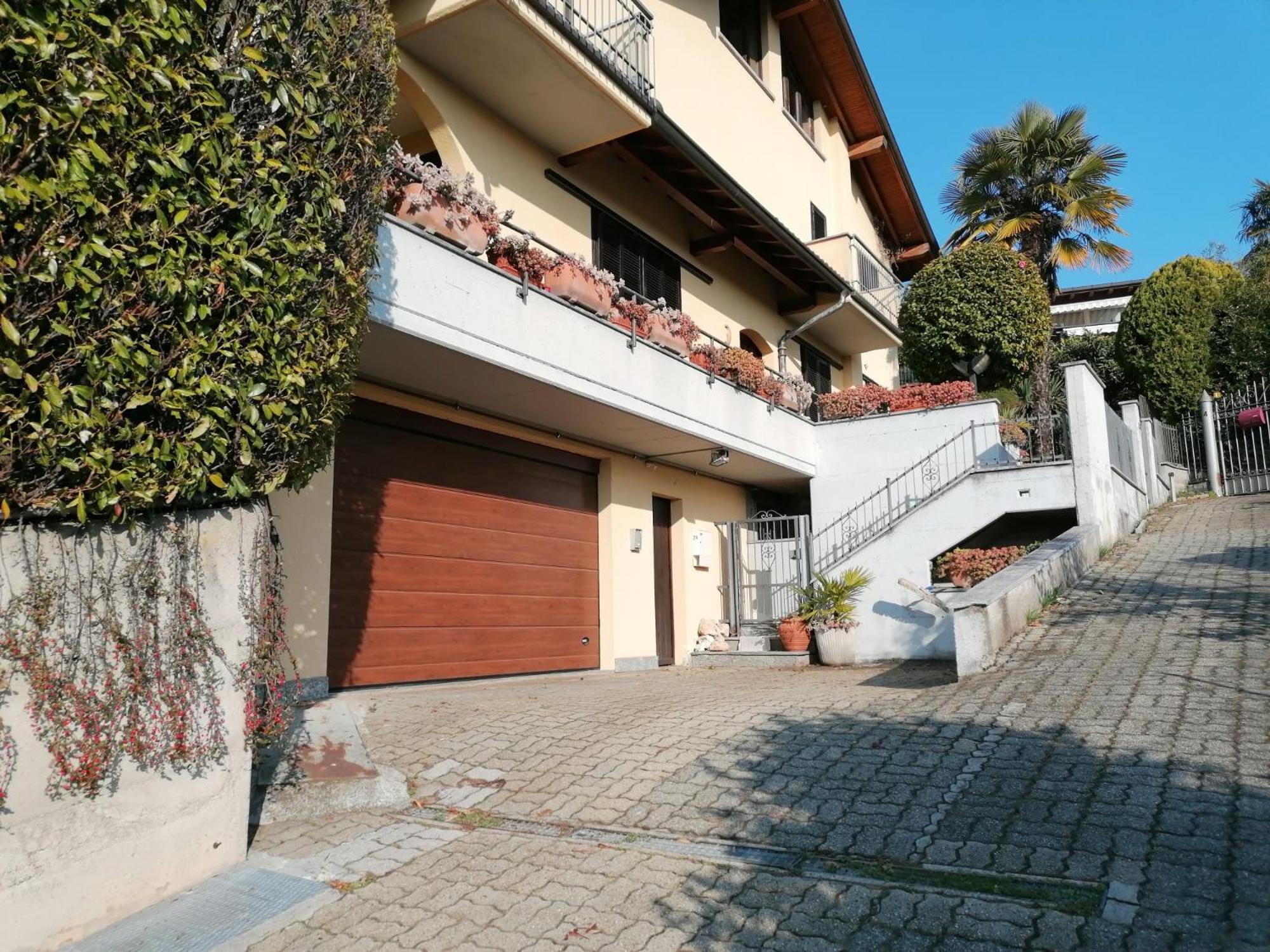La Tua Villa Sul Lago - Casa Kollegger Luino Luaran gambar